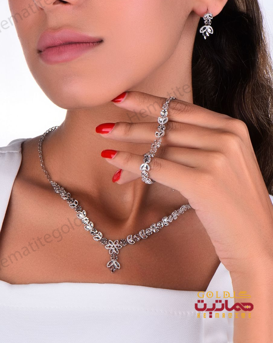 سرویس مارسی النا